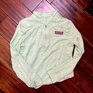 Vineyard Vines girl pullover Small